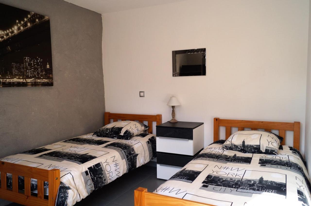 Вилла 24H Le Mans - Les Haies Gite, Near Le Mans Circuit Coulans-sur-Gee Экстерьер фото